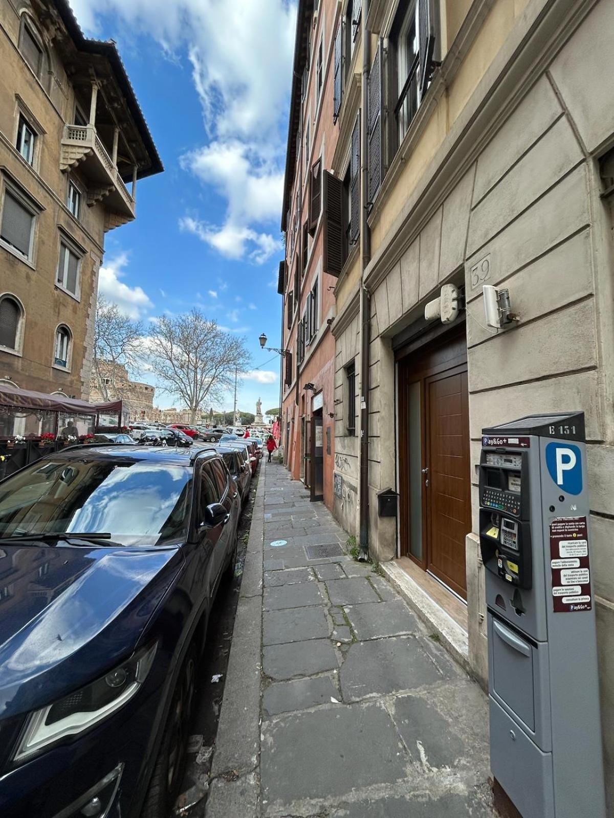 Around Castel Sant'Angelo Apartment Rome Exterior photo